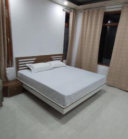Solitude Inn Bnb Simlá Kültér fotó